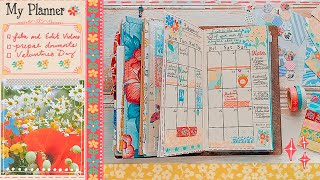 How I DECORATE amp USE my planner in a travelers notebook [upl. by Winonah]