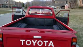 1981 Toyota hilux Diesel 22L Start and walk around [upl. by Stillman]