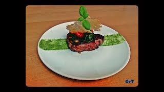 Como hacer SOLOMILLO de TERNERA con PESTO y Teja de PARMESANO solomillo parmesano salsapesto 9 [upl. by Dualc947]