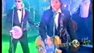 Levellers Just the one Top of the pops 1995 [upl. by Tamarah]