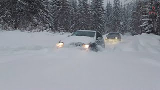 Audi A4 quattro Q5 quattro vs SNOW 2023 [upl. by Vezza]