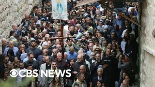 Christians in Jerusalem celebrate Easter in the midst of the IsraelHamas war [upl. by Tecla683]