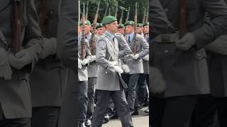 Preußens Gloria  Parade der Bundeswehr 🦅🇩🇪 wachbataillon militär soldaten tradition marsch [upl. by Goldstein]