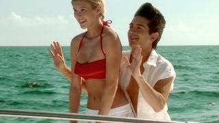 Funny Speed Boat Parasailing Fail Commercial Advertisement from Centraal Beheer Insurance 2012 [upl. by Vidovik]