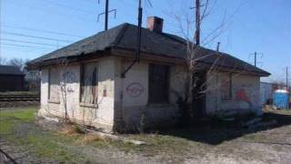 Middle River Amtrak AEM7s amp Abandoned Station [upl. by Dale713]