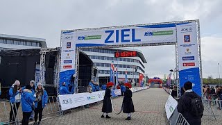 🚨🏃‍♀️🏃 Zieleinlauf Halbmarathon Marathon Start AOKGesundheitslauf  Mein Freiburg Marathon  live [upl. by Kesia]