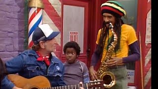 Richard Pryor  Pryors Place  Episode 10  The Showoff  Willie Nelson  1984 [upl. by Nomla814]