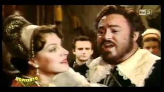 Luciano Pavarotti sings Bellini a te o cara  I Puritaniavi [upl. by Eltsryk]