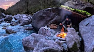 2 Days SOLO Bushcraft  CATCH amp COOK at my Survival Shelter  Hot Stone Cooking [upl. by Lledniw749]