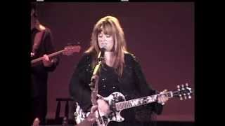 WYNONNA JUDD Girls With Guitars 2004 LiVe [upl. by Kelson]