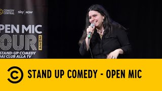 La vulva deve essere pelata  Costanza Casadei  Open Mic Tour  Stagione 2  Bologna [upl. by Deny]