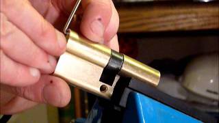 Single Pin Picking 6 Pin Euro Cylinder Lock TUTORIAL In 41 Seconds wwwuklocksportcouk [upl. by Quartet]