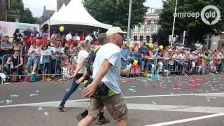 De Nijmeegse Vierdaagse 2015 Via Gladiola [upl. by Garv]