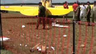 RC AVRO ARROW crashes at CFB Borden Airshow [upl. by Calvinna288]