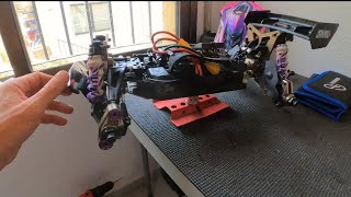 Section video of installing titanium colored Vitavon hubs on Tuti The TyphonArrma Tlr Typhon [upl. by Kimberli]