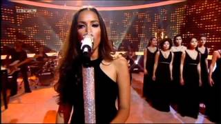 HD Leona Lewis Run Live Amazing Performance 111111 [upl. by Annaegroeg985]