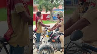 इनकी इच्छा का भी सम्मान हुआ।।trafficawarenes roadsafety helmet emotions desire shorts [upl. by Mcnully]