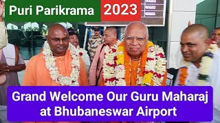 Grand Welcome Of HH Lokanath Swami Guru Maharaj at Bhubaneswar Airport athatobrahmajigyansa1896 [upl. by Jemmie283]