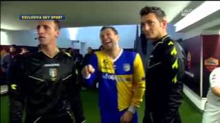 Totti e Cassano sotto il tunnel prima di Roma Parma [upl. by Malilliw947]