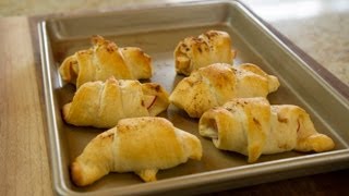 Apple Crescent Rolls  Lets Cook with ModernMom [upl. by Rhianna]