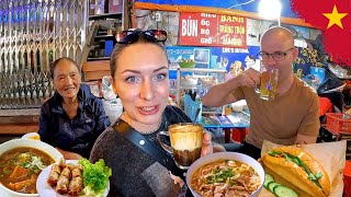 HANOI STREET FOOD 🇻🇳 Hanoi Vietnam MUST TRY [upl. by Sandeep]