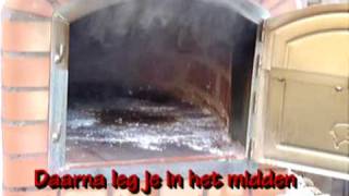 Rookovencom Pizza maken in de Pizza Oven [upl. by Chaffee]