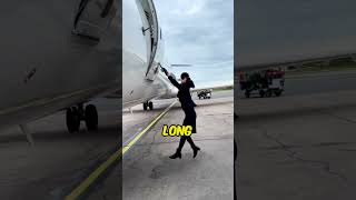 Air Hostess Struggles To Open The Aeroplane Door [upl. by Attelrahc]