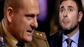 Alessandro Di Battista giustifica terroristi ISIS ma viene umiliato dal Tenente C Gianfranco Paglia [upl. by Alessandro]