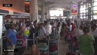 L’aéroport de La Réunion active le dispositif forte affluence dès vendredi [upl. by Nymsaj214]