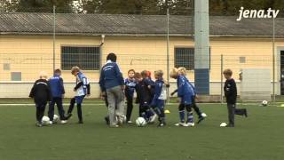 Stiftung Der FC Carl Zeiss Jena will den Jenaer FußballNachwuchs fördern [upl. by Ilrahc]