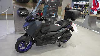 YAMAHA XMAX 300 2023 with GIVI accessoeries and top box [upl. by Aicelf]