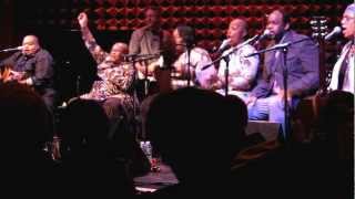 Bernice Johnson Reagon Toshi Reagon and Big Lovely  Swing Low Sweet Chariot [upl. by Ravo]