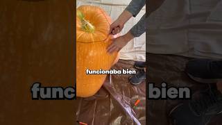 Transformo una calabaza GIGANTE de HALLOWEEN en un experimento shorts [upl. by Orsay]