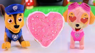 Help Paw Patrol Chase Decorate Valentines Day Cookies for Skye [upl. by Elad]