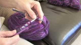 How to knit a scarf [upl. by Anrat]