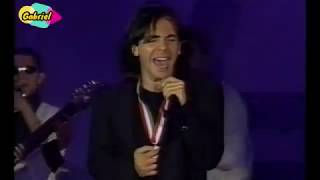 Cristian Castro  Es mejor asi En vivo [upl. by Pownall73]