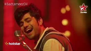 Badtameez Dil Abeer performs to your favourite Mere Nishan [upl. by Adnohrahs]