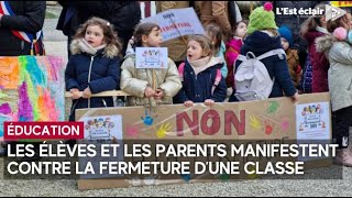 Manifestation contre la fermeture d’une classe au RPI Villacerf – Mergey – SaintBenoîtsurSeine [upl. by Amla]