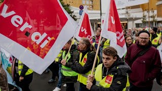 105 Prozent mehr Lohn fordern Beschäftigte im öffentlichen Dienst [upl. by Anirak852]