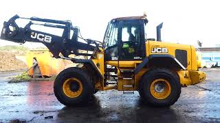 Chargeuse sur pneus JCB 437 HT Super High Lift [upl. by Kati467]