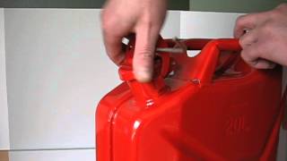 How to close a Wavian Jerry Can [upl. by Yesoj]