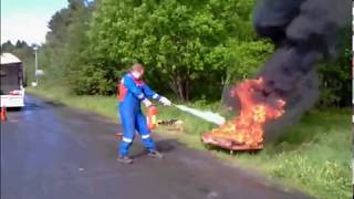 How quotnotquot to put out a flame using a fire extinguisher  FAIL [upl. by Maye]