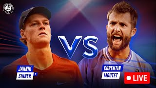 🔴🇫🇷 CORENTIN MOUTET  JANNIK SINNER  MOUTET POUR LHISTOIRE  🇫🇷  ROLAND GARROS  LIVEDIRECT [upl. by Ahkeber]