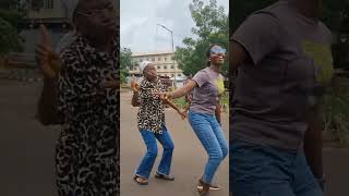 E dey flow by Moses Bliss dance challenge [upl. by Okkin]