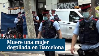 Muere una mujer degollada en Barcelona en presencia de su hijo menor de edad [upl. by Dole699]