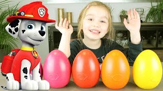 La Pat Patrouille Paw Patrol et Hello Kitty prisonniers dans des oeufs surprises Playmobil [upl. by Stander]