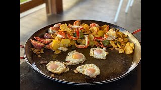 Langosta Patatas y Huevos Fritos en el Restaurante Es Caló de Formentera l elblogdeceleste [upl. by Yttisahc725]