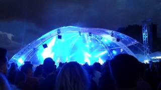 GusGus  Another Life  Live Zatoka Sztuki Sopot 13082015 [upl. by Ninnahc]