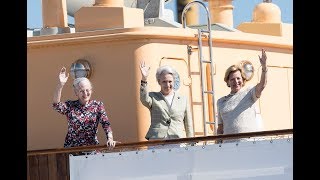 Dronning Margrethe prinsesse Benedikte og dronning AnneMaries historiske dag [upl. by Tsan]