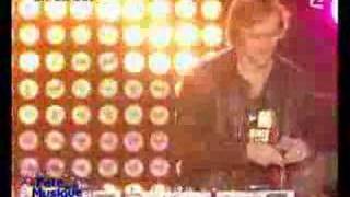 David Guetta feat Chris Willis  Love Is Gone LIVE [upl. by Karr]